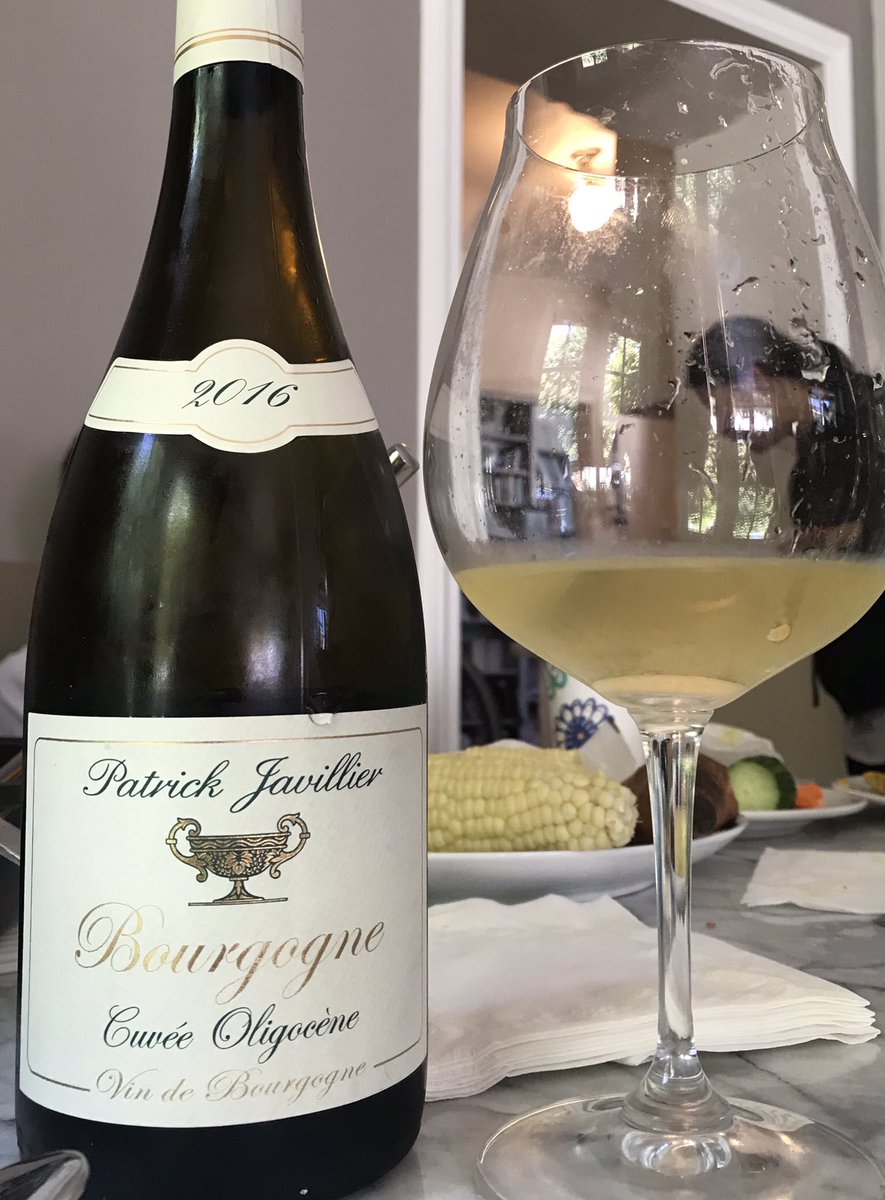 2016 Patrick Javillier <a href="/marionjavillier/">Marion Javillier</a> Bourgogne Blanc Oligocene a bit oaky upon opening, but after 10 hours an impressive experience, intense spice, luxurious viscous texture, a flower garden, this will evolve well for years.