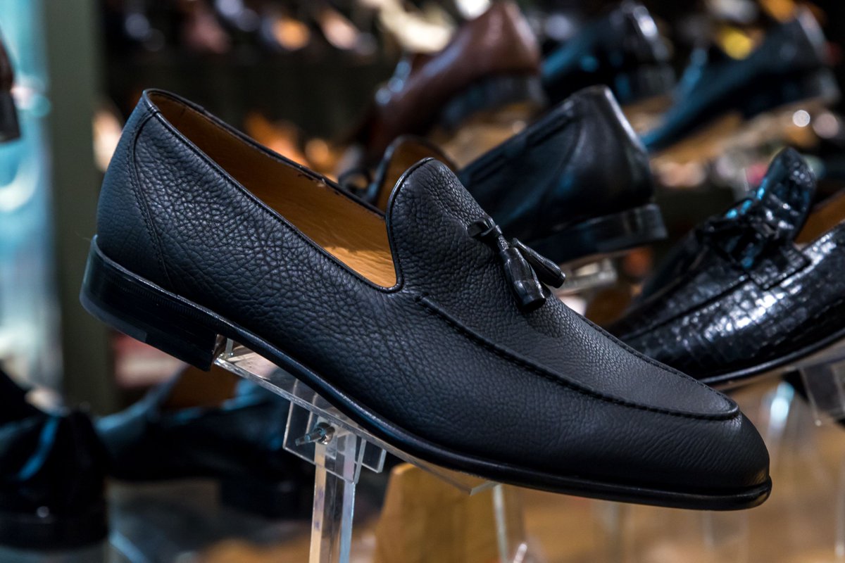 NelsonMandelaSq's tweet photo. Each #Moreschi shoe is hand-crafted with precision to ensure elegance and quality. Step into unprecedented style this season.
#CreateTomorrow #ShapeTomorrowTogether https://t.co/N95J2Z1tN6