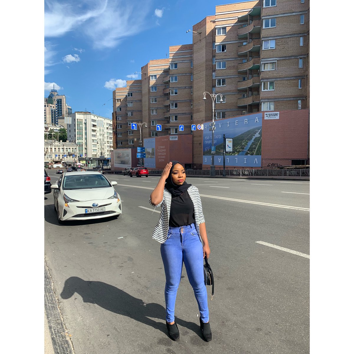 Timma___m's tweet photo. Good Morning!☀️🌞😃 
I hope your day is as BEAUTIFUL as my SMILE.
May the Almighty be with those of US going through TOUGH TIMES 🤍🖤
#هيا_الغماس #MTVHottest https://t.co/oQHEnvPPdA