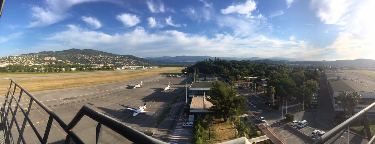 LFMD_TWR's tweet photo. Hello #Cannes #Mandelieu ! #CotedAzurFrance https://t.co/td8iZW1wXr