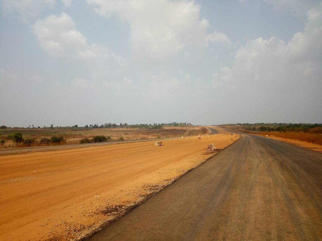 (3) DUALIZATION OF IBADAN-ILORIN EXPRESSWAY: (SECTION II – OYO-OGBOMOSO ROAD IN OYO STATE)Contractor: RCC Nigeria LtdContract Sum: N47.50bnCurrent Completion Level: 73.35%2020 SUKUK Payment: N5.0bnOngoing Dualization; Piling; Pile CapsKms Covered (2020): 8.0km