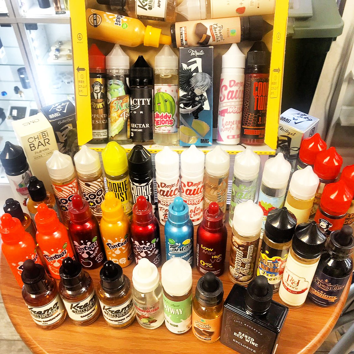 MrVAPE_kawasaki's tweet photo. フォロー＆RTキャンペーン‼️

ネット通販で近日公開のセールリキッドを入るだけ詰めた箱をフォロー＆RTで4名様にプレゼント🎁

また、今回RT数に応じて近日公開セールリキッドの販売価格��決定します‼️

0～  ￥2000
50〜 ￥1500
100～ ￥1000
300～ ￥500

RT期限は7/31いっぱい
#vape #mrvape #川崎 https://t.co/zMuFPkDrME