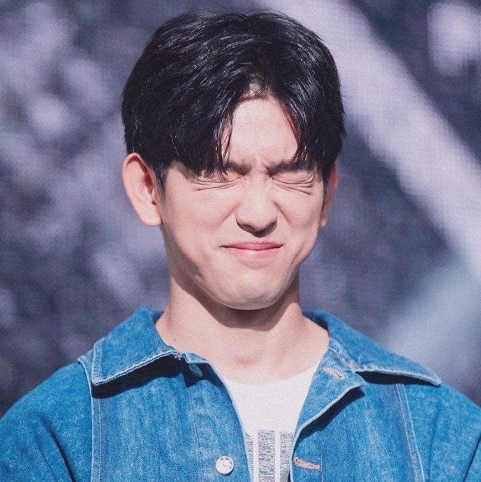 Park Jinyoung eyes smile; a short but very necessary thread: #GOT7  @GOT7Official