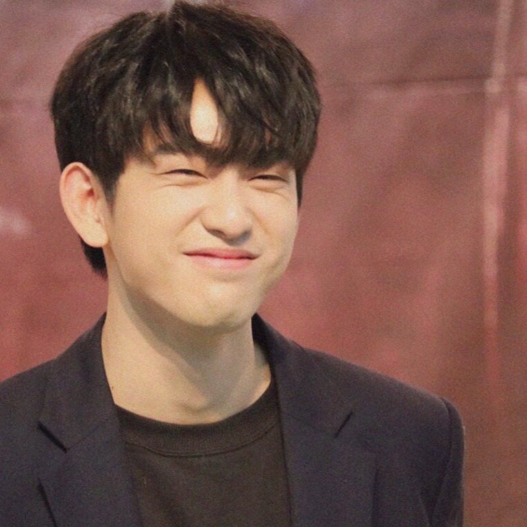 Park Jinyoung eyes smile; a short but very necessary thread: #GOT7  @GOT7Official