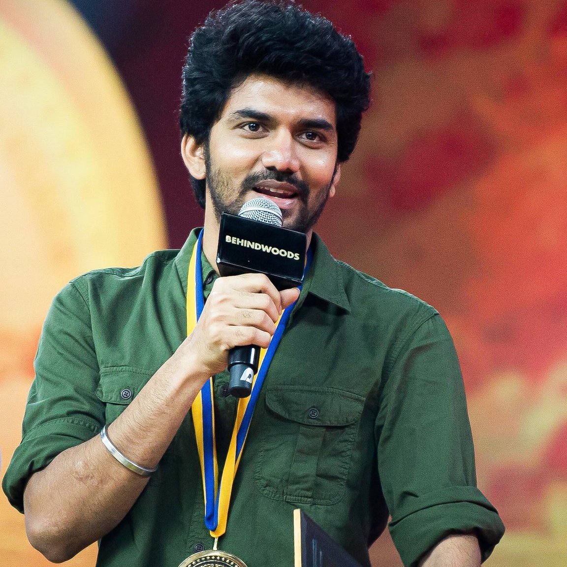 KollywoodCinima's tweet photo. #கவின்அன்புசாம்ராஜ்ஜியம்
#கவின் #Lift  #Kavin @Kavin_m_0431 https://t.co/V30D3Tqkzp