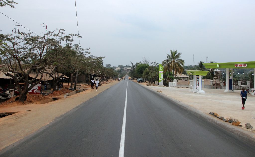 (10) RECONSTRUCTION OF ALESI-UGEP ROAD: (IYAMOYUNG-UGEP) SECTION IN CROSS RIVER STATEContractor: Sermatech Nigeria LtdContract Sum: N11.22bnCurrent Completion Level: 91.0%2020 SUKUK Payment: N1.5bnCarriageway worksKms Covered (2020): 10.0km