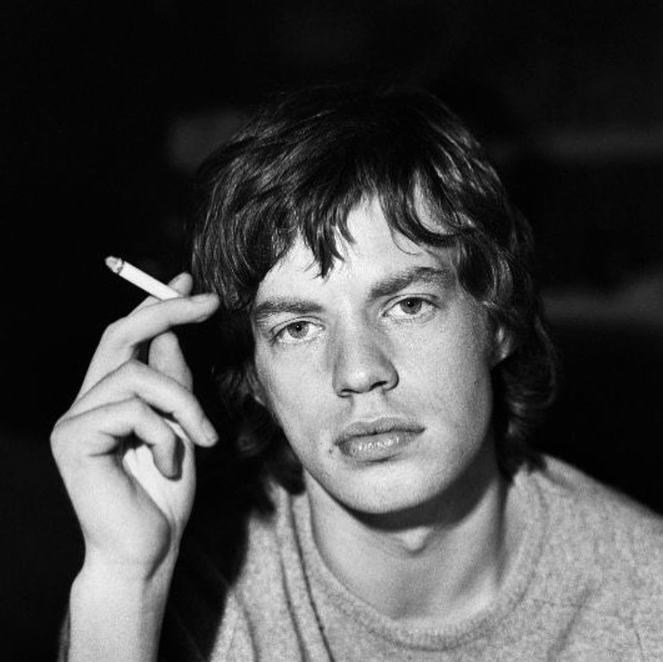This young man has turned 77 today. Happy Birthday, Sir Mick Jagger. 