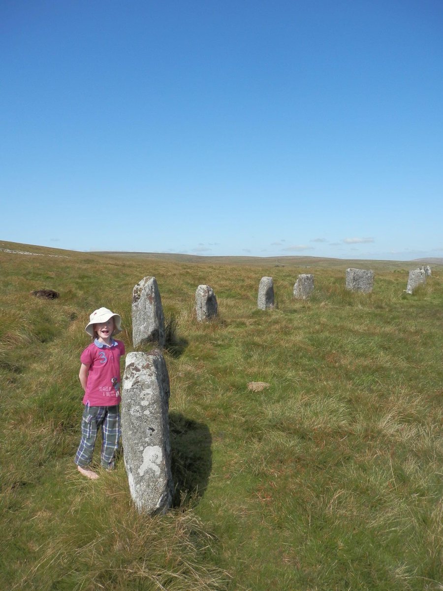 MDartmoor's tweet photo. A walk out to Grey Wethers stone circles. Has to go on the Blog at some point. https://t.co/UBEDbxLUaS #stonecircles #hikinguk #devonmum #dartmoorwithkids #lovedartmoor #dartmoor https://t.co/yP31IeQ03r
