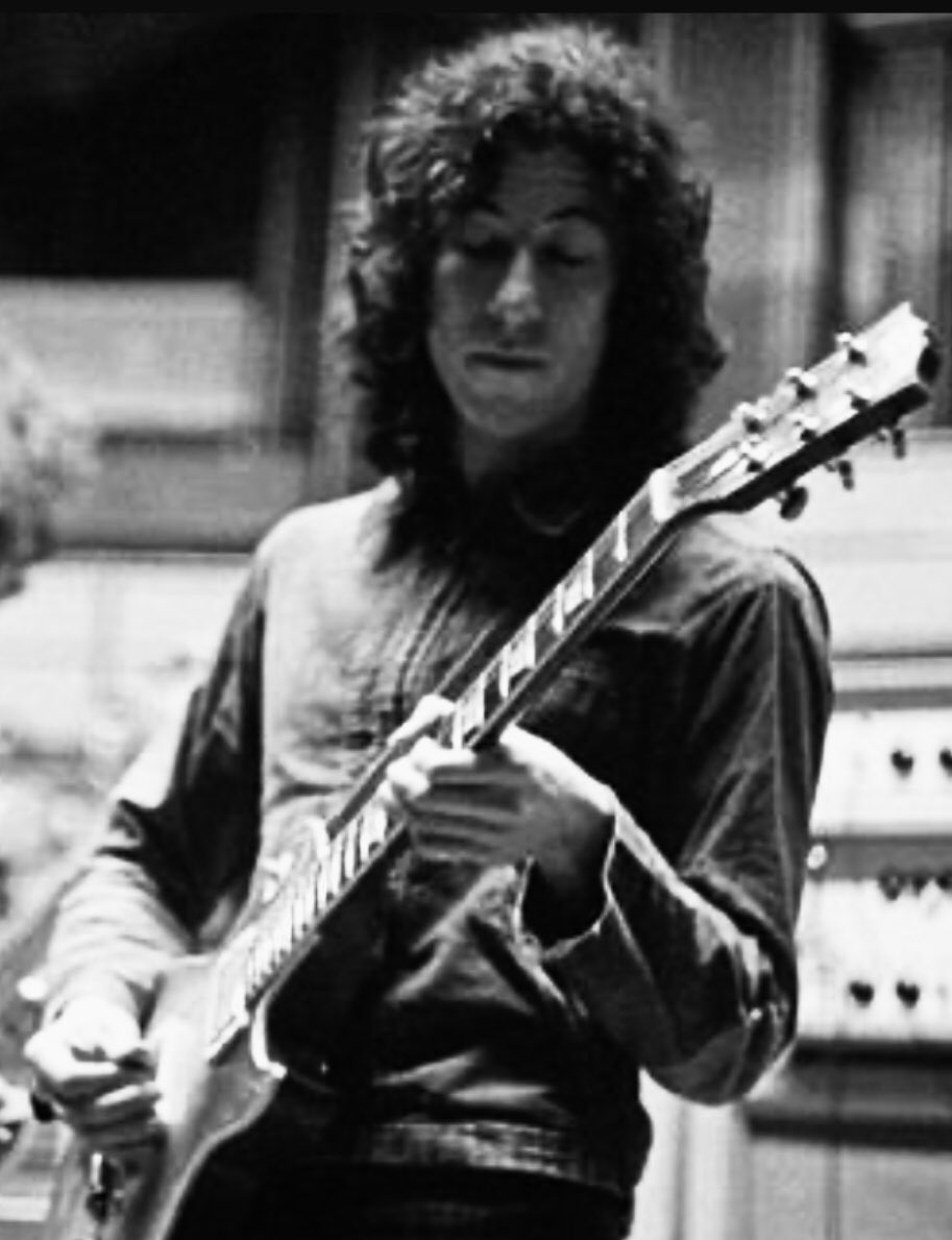 BluesHunter's tweet photo. A great influence of the British blues movement passed away 25th July 2020. The legend, Peter Green https://t.co/5wpV5HADce