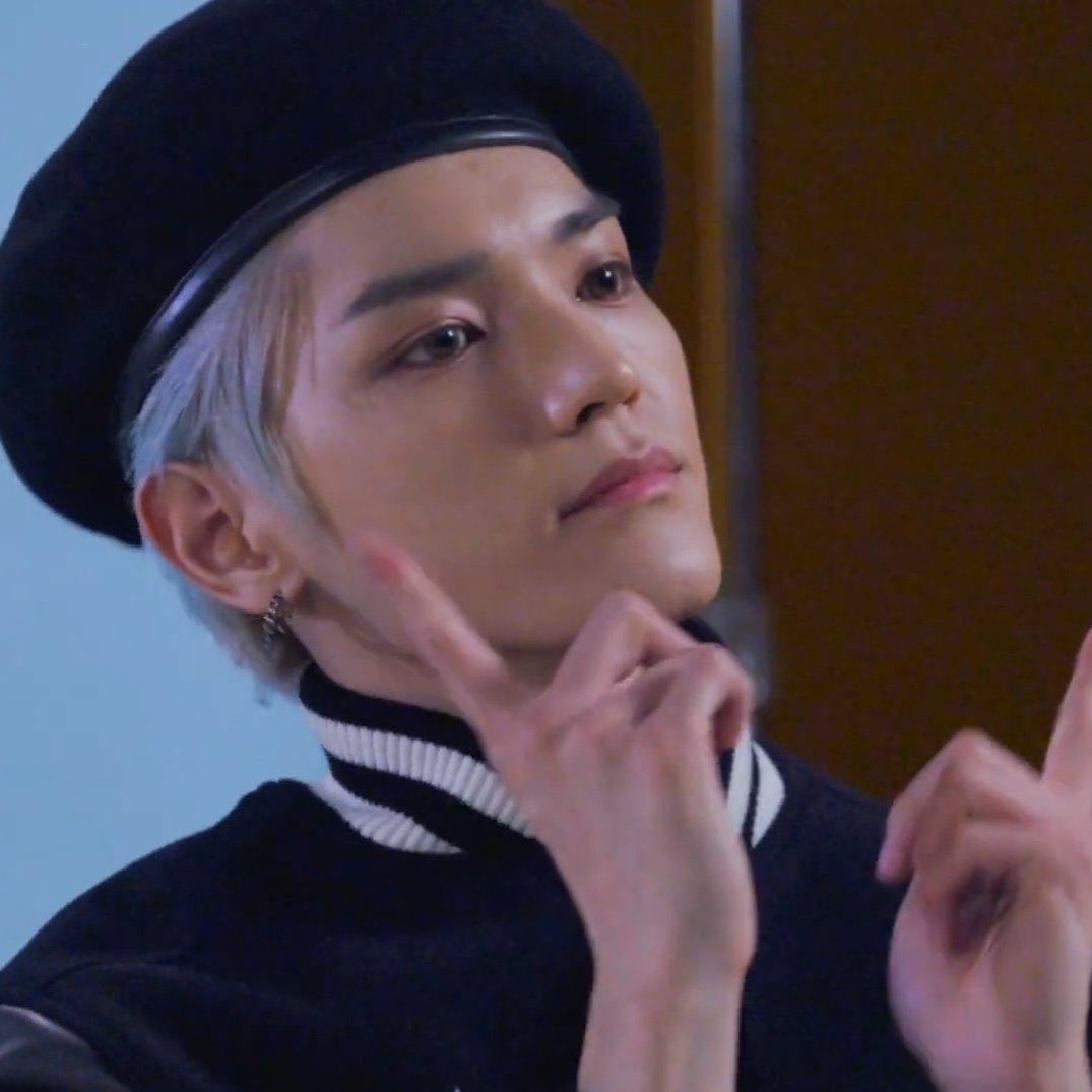 LTYKAI's tweet image. THE BERET HAS BEEN PASSED ONTO JAEHYUN THE TORCH HAS BEEN PASSED