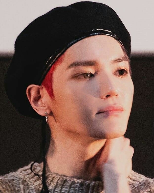 LTYKAI's tweet image. THE BERET HAS BEEN PASSED ONTO JAEHYUN THE TORCH HAS BEEN PASSED