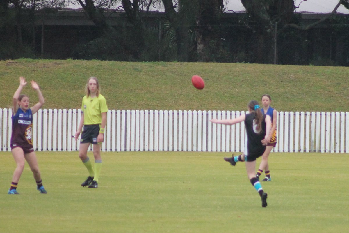 BobWilletts's tweet photo. Sundays
AM: U15 Southern Soccer
PM: U17 AFL Best On Ground
@iasport
#KiamaPowerAFL #SouthernFC #LonestarAthlete #weapon #tackling_machine https://t.co/mrKdIwPjrn