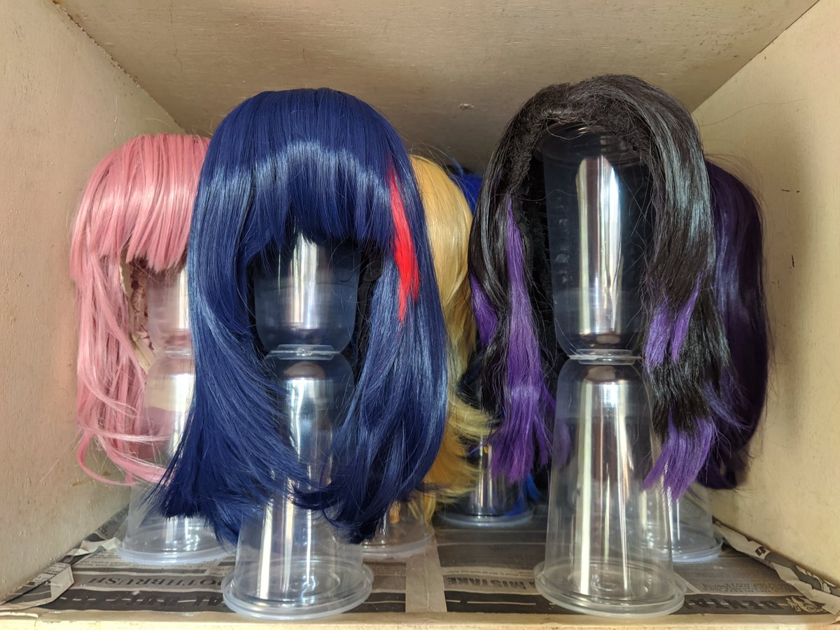 gchancosplay's tweet photo. My DIY wig stands actually works! Still working on adding styrofoam but for a trial run they're a success! 👌
Making 15 more to free up drawer space and let my other dogs breath too 😁
#cosplay #Wig #DIY #wigstand https://t.co/PJHHWHghS8