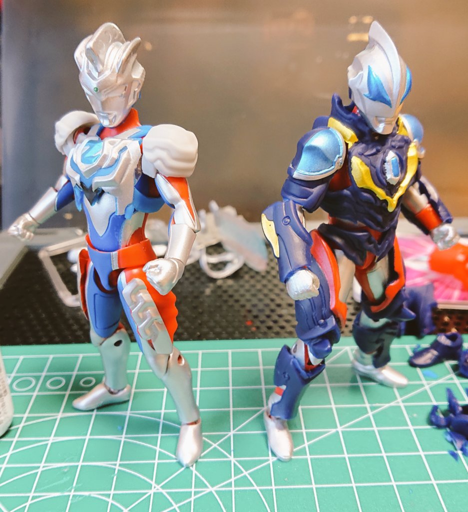 たかくん 在 Twitter 上 早速久々の超動改造 対決ソフビのディテールはなかなかよき ダイナ 80を素体にちょっとミニソフビが大きい気もするけど微調整で誤魔化して と なんかこのままいけそうな気がする ウルトラマンｚ 超動ウルトラマン ウルトラ