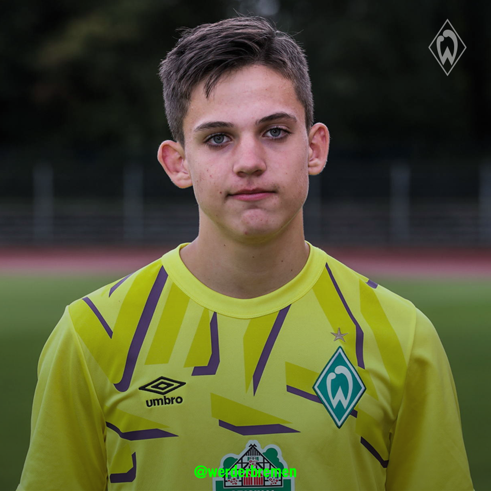 werderfrauen's tweet photo. Wir gratulieren Marvin #Alpert zum 15. Geburtstag.🎉
#WerderU16 | #WerderLZ https://t.co/gE9s9ZLVJl