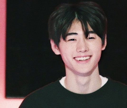 kookkihoon's tweet photo. 𝐲𝐨𝐮 𝐦𝐚𝐤𝐞 𝐦𝐞 𝐬𝐦𝐢𝐥𝐞.𝐞𝐯𝐞𝐫𝐲.𝐬𝐢𝐧𝐠𝐥𝐞.𝐝𝐚𝐲
𝐬𝐮𝐧𝐠𝐡𝐨𝐨𝐧 ~💛 @mnetiland
#EggieSelcaDay #HAPPY_ILAND_DAY
#HAPPY_FIRST_WITH_ILAND
#ESD https://t.co/1ESNz0MBbT