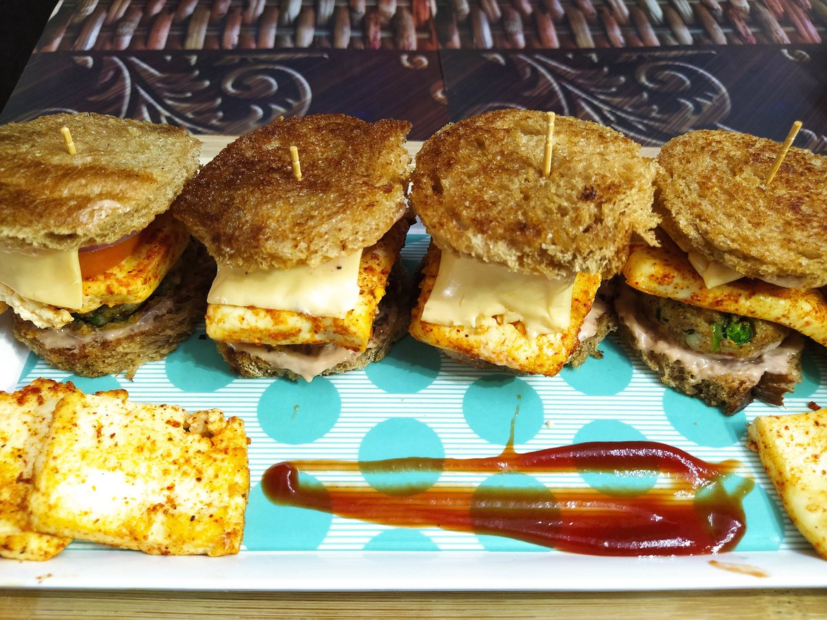 Cuisinezone1's tweet photo. Check this recipe for homemade Aloo Tikki Paneer Cheese Burger to satisfy your craving for Mc D burgers. Check the latest video on my YouTube channel Cuisine Zone.  https://t.co/Cbd9CHBC2C https://t.co/Xan4ohBwcN