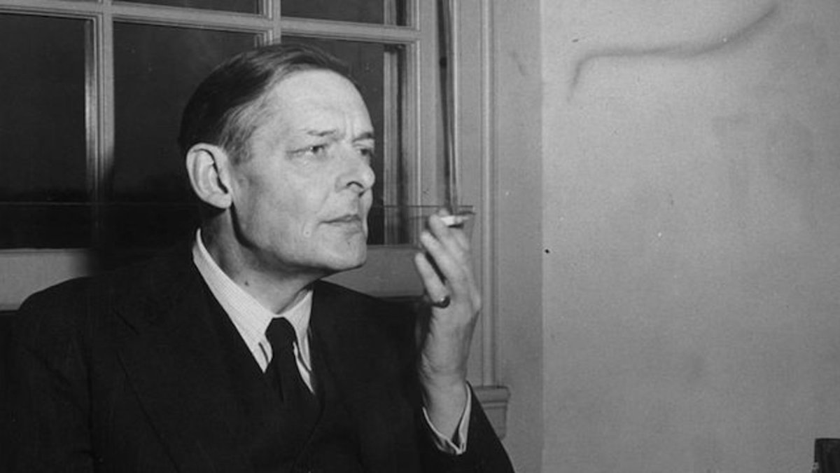 TS Eliot was an American-British poet. His renowned 1925 poem 'The Hollow Men' was described by one critic as the "nadir... of despair and desolation" - and it was widely believed to refer to  #cafc's failure to gain promotion from the Third Division (South) under Walter Rayner