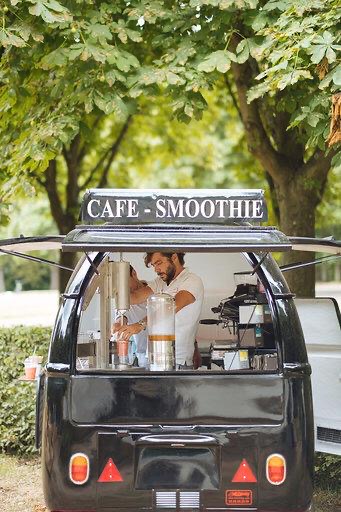 Une belle journée pour profiter d’un brunch en plein air avec notre café Bio du Mexique et nos Smoothies fruités
Retrouvez-nous à la lanterne dans le parc de St Cloud
#brunch #happyWE #coffee #AltoMobile