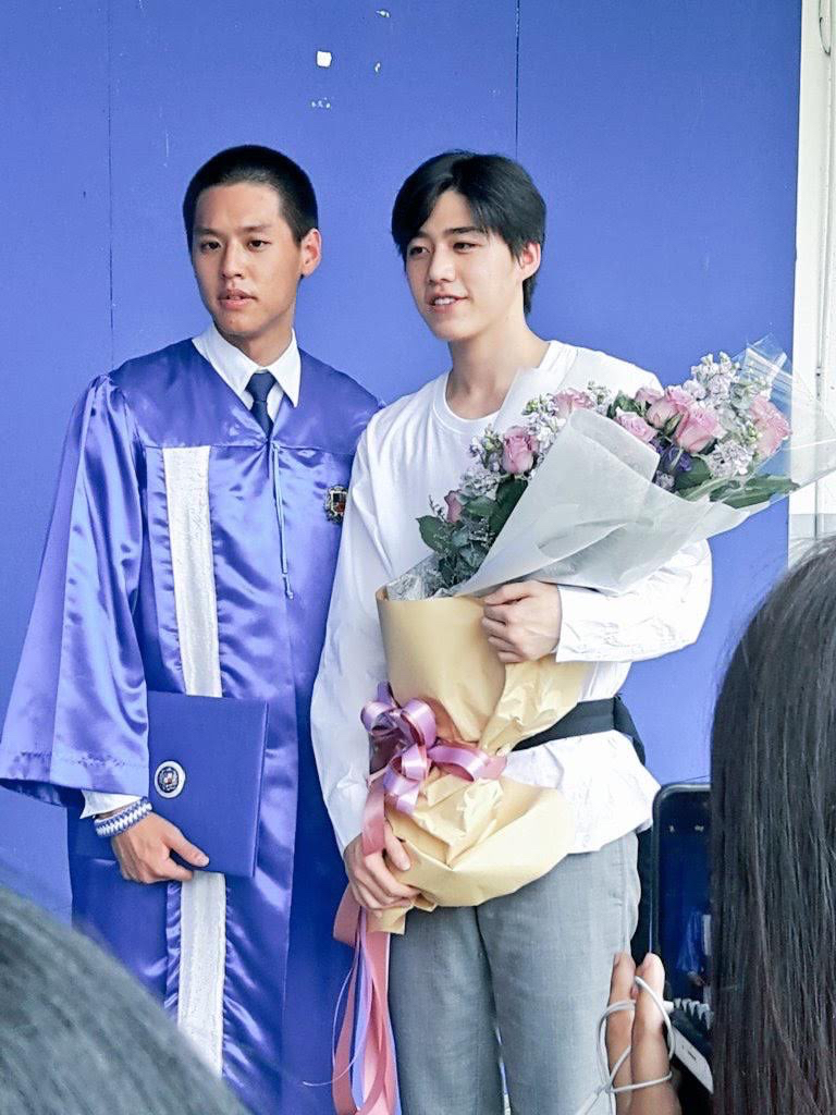 Another important activity of the school is definitely the graduation ceremony, which is the day that the high-school diploma will be given, and yes, PP also joined that event. (8)