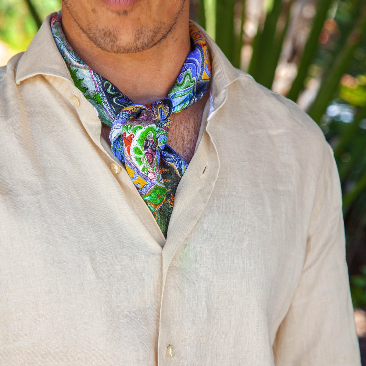 Camisas de lino Beige. 
Discover the summer 🌴