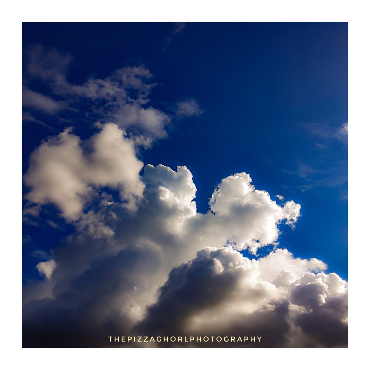 ThePizzaGhorl's tweet photo. Always pray to have eyes that see the best in people. A heart that forgives the worst. A mind that forgets the bad and a soul that never loses faith in god.
#mobilephography #PhotoOfTheDay #photography #sky https://t.co/w4GWSD6y7j