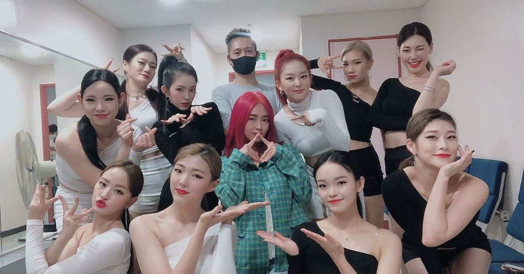 To the dancers, the staff, all the people behind the scenes, & to all the artists they worked with, thank you for giving us such a wonderful era, you all worked so hard! I hope you all continue to work with Red Velvet in the future. You are all amazing!!  #ThankYouAseul  @RVsmtown