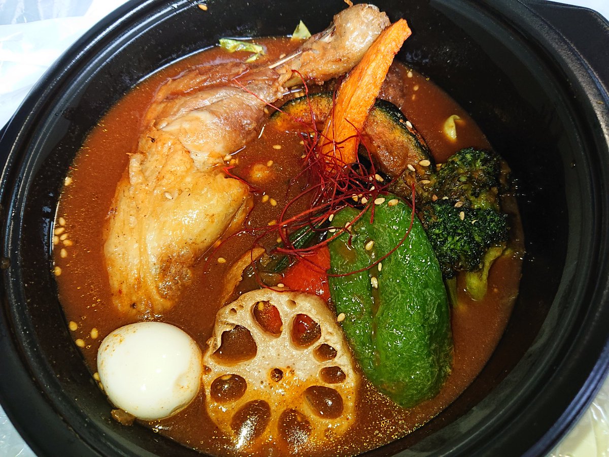 Sakura286 札幌 四つ葉 スープカレー新店初訪問 テイクアウトで チキンスープカレー を辛さ を スープカレー部 スープカレー 札幌市豊平区月寒中央通10丁目6 34 壺屋ビル B1f