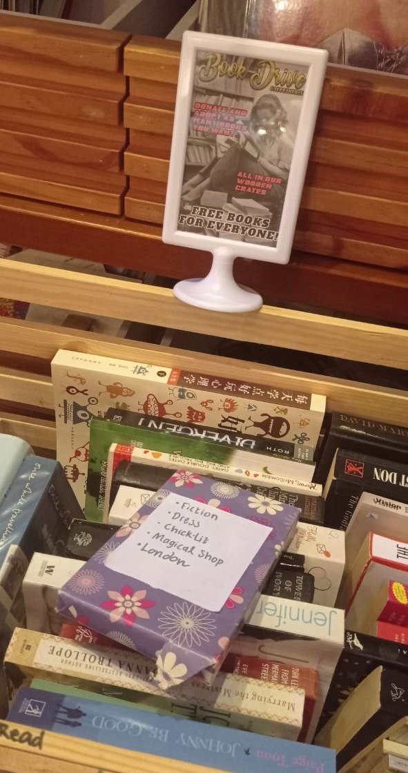 breadbn's tweet photo. Could that be your next blind date.. a mystery book? π Check out our #BReadBookCrates at Caffe Verve, Batu Bersurat β
#BReadDonateAdopt
#BReadBooksCafeEdition https://t.co/ziMxOiMPQO