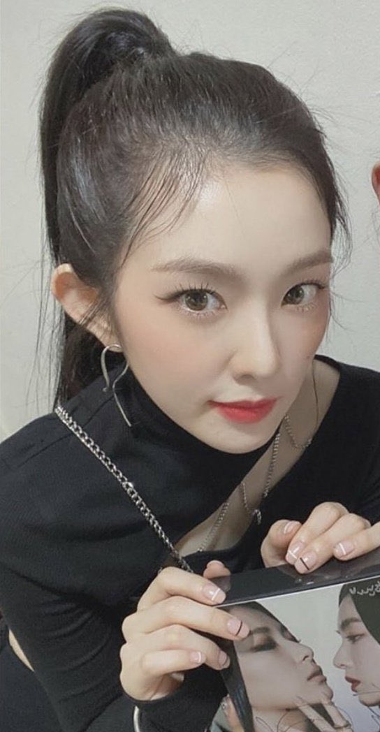 renerecnoyb329's tweet photo. 하... 진짜 참다참다 말합니다 아이린 사랑해 https://t.co/4SqZ06GiTL