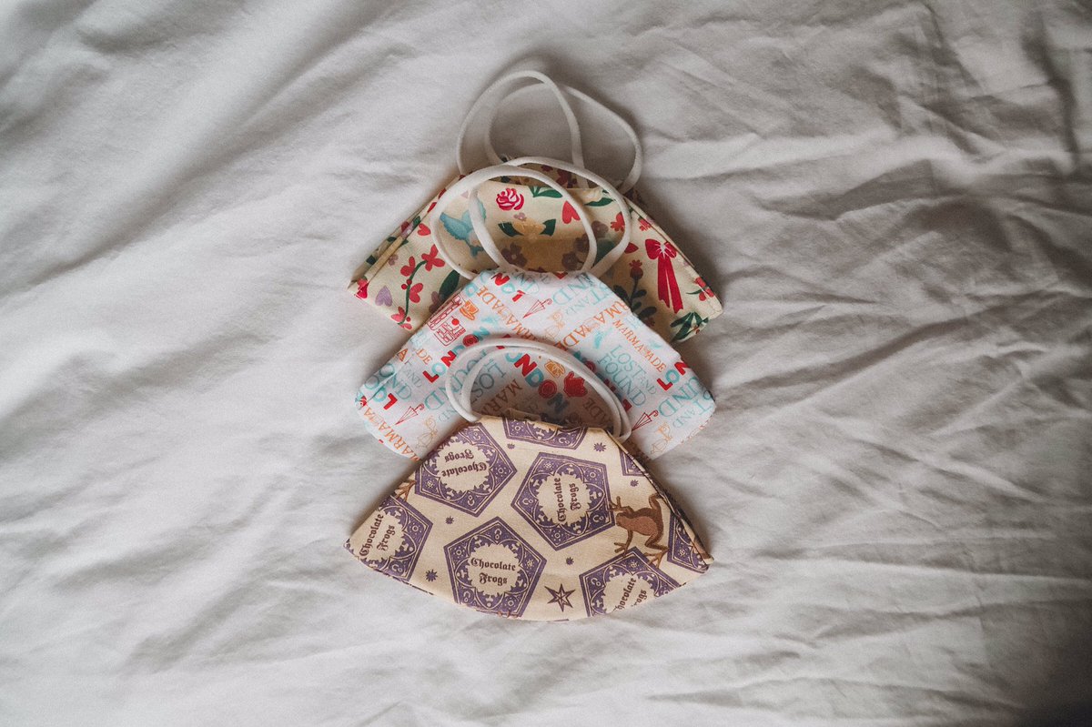 OliviaMitche's tweet photo. Hello! I’ve been sewing away to pass the time and thought I’d put it to good use so I’m selling handmade face masks! 

£5.50 inc. postage (UK) with a pound from each sale going to charity ✨

Reply/DM for more pics! https://t.co/Nevou61btI