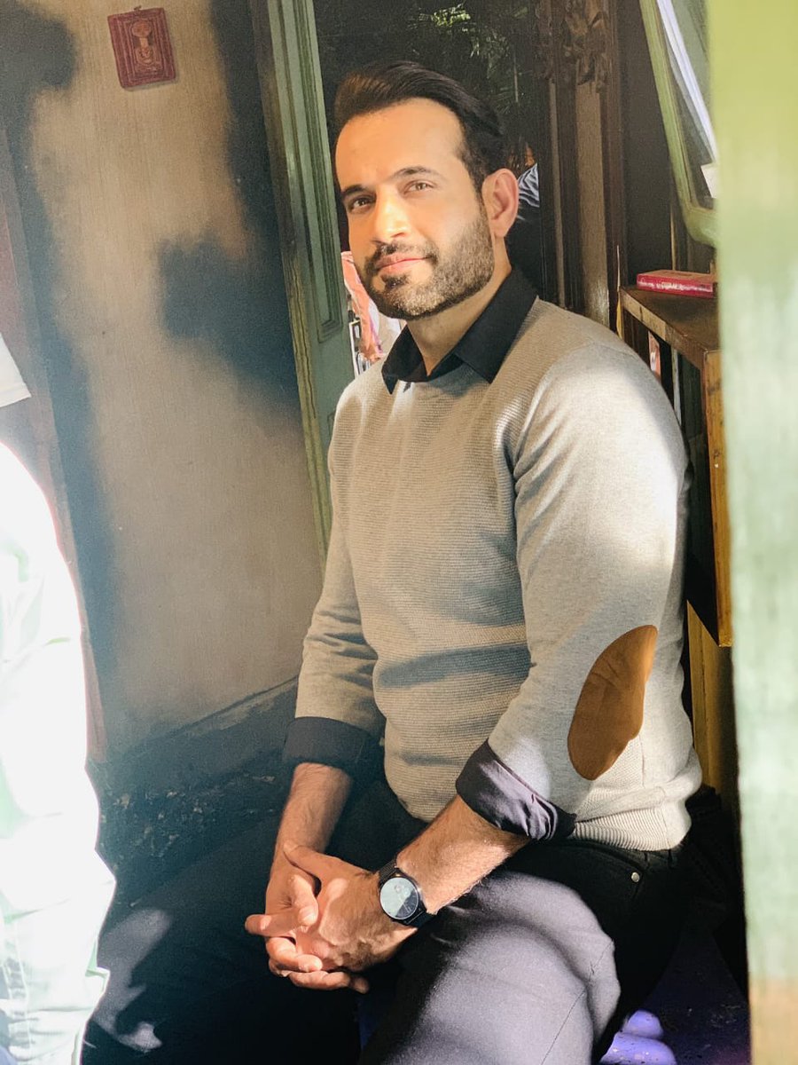 DosakalStudio's tweet photo. .@IrfanPathan shared some throwback shooting spot pictures of #ChiyaanVikram's highly anticipated #Cobra! 

@AjayGnanamuthu @arrahman @SrinidhiShetty7 @Lalit_SevenScr @7screenstudio @sooriaruna @SonyMusicSouth @proyuvraaj https://t.co/8CZJkzI9vB