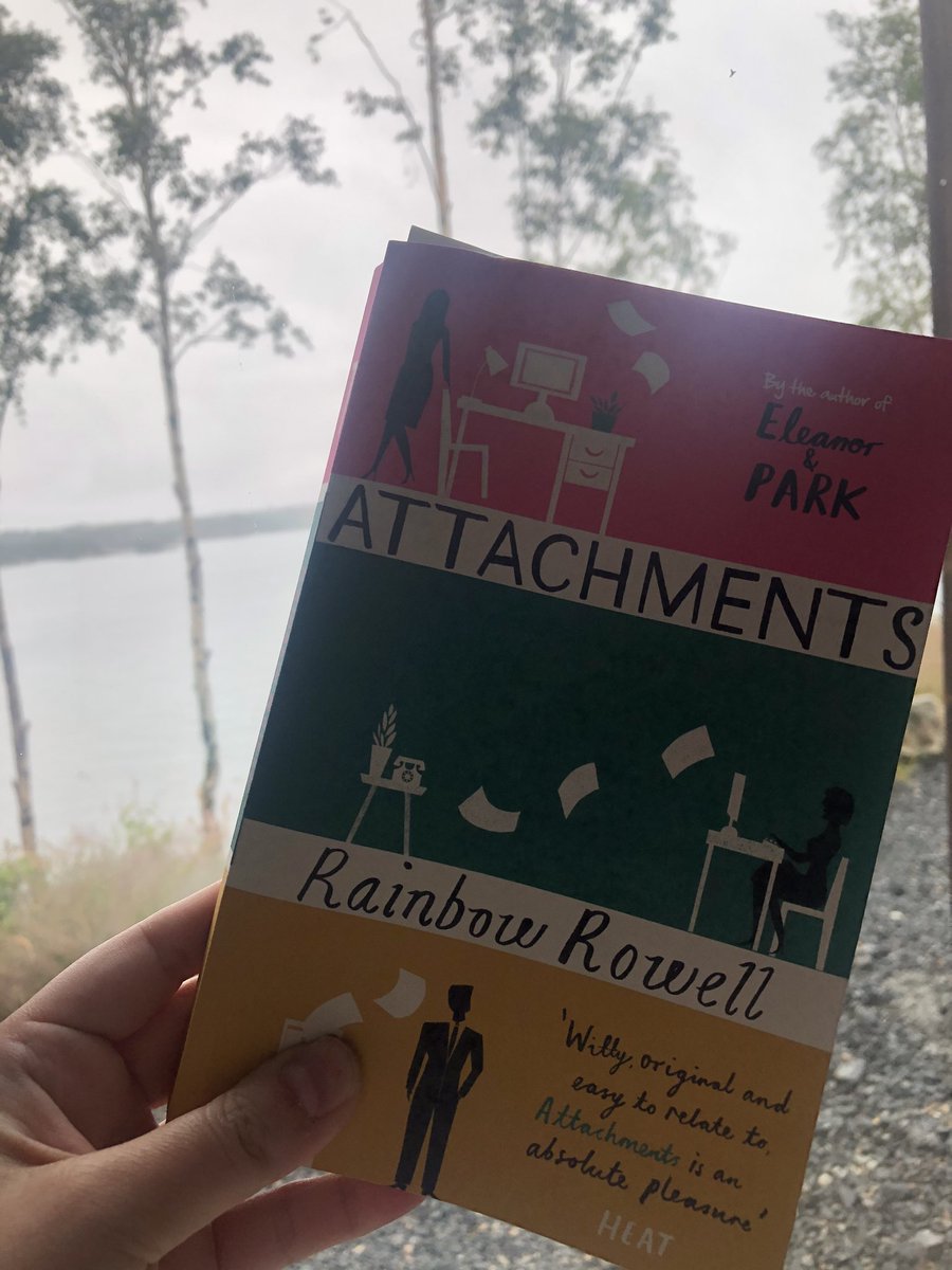 HetteFurnes's tweet photo. @rrsprints @bookedandbusyyy I couldn’t choose so my boyfriend picked one at random for me😁 It’s been on my shelf for a long time so it was kind of perfect 📖 Also the weather is miserable today so I’ve been reading all day so far 😁 https://t.co/omhDFNFBos