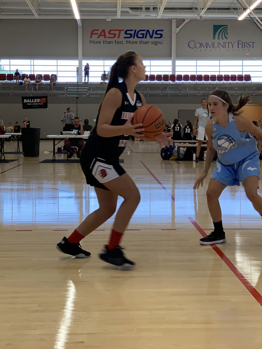 jrallstarevents's tweet photo. 🚨🔥 #TakeTheTitle 🔥🚨
@jrallstarevents
Presented by: @JrAllStarBB

2023 Guard Michelle Certian of @BWEWBB sees the floor exceptionally well and delivers the ball to her teammates on target and on time!
#OneFocusGirlsBasketball https://t.co/PZgySBZDnv