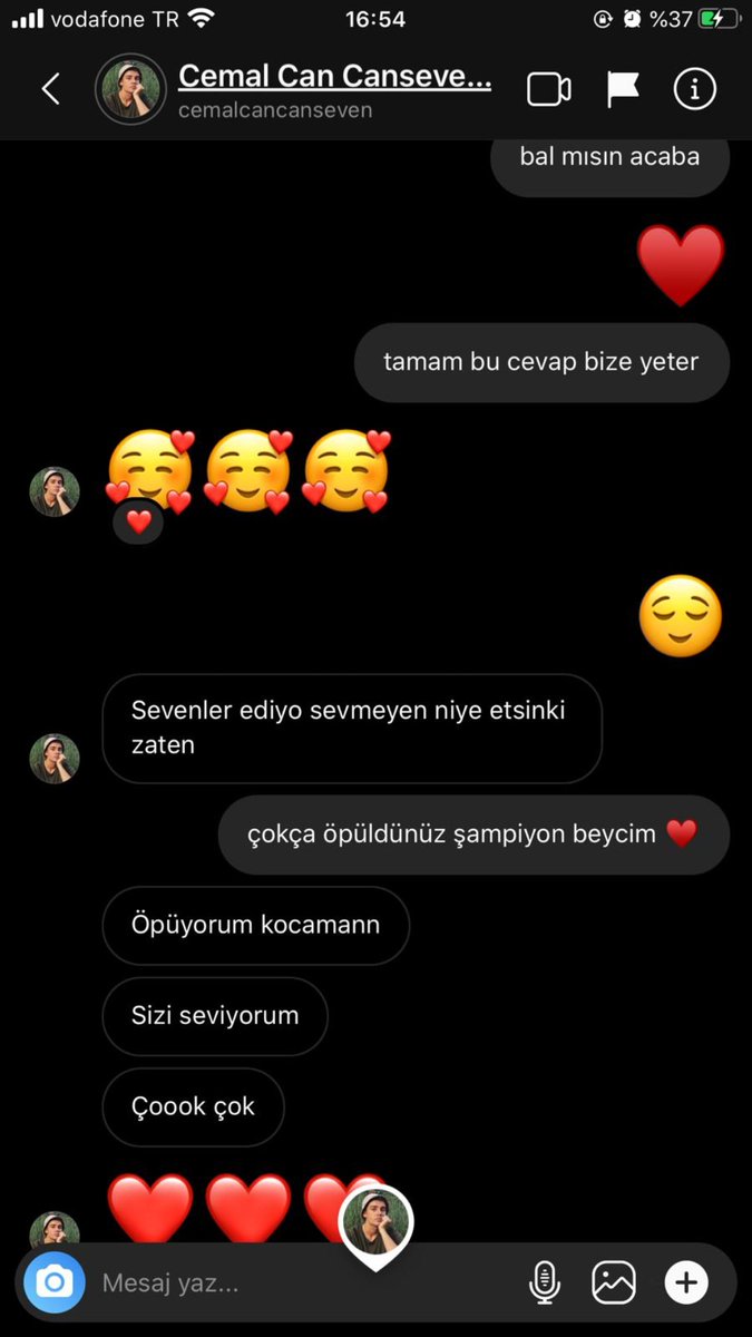 cemocansevenn's tweet photo. '' biz birlikte olalım yeter bana '' https://t.co/pAZlh10N9i