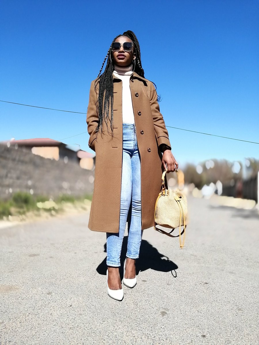 Bongie_Haemz's tweet photo. How is my Sunday look?
Rate 0 to 10
#SundayFeels #DripTurnsOne https://t.co/I7inCrZvqq