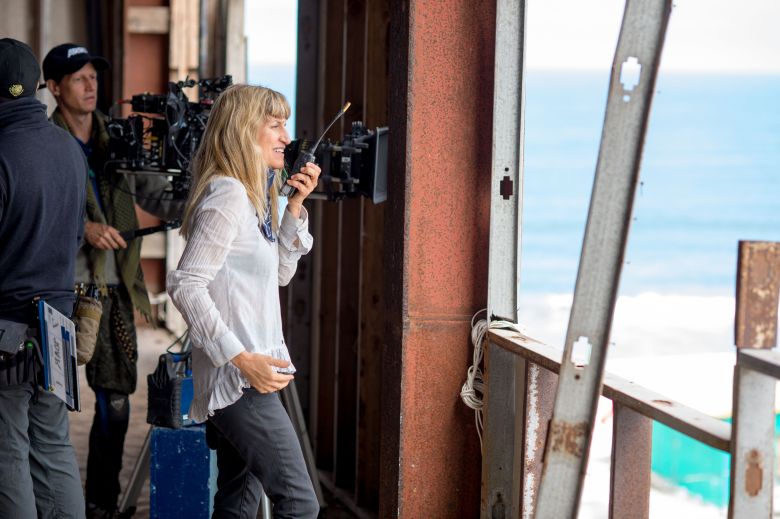 catherine hardwickedirected: twilight, thirteen, lords of dogtown, etclook out for: heathen, together now, don't look deeper (tv series)
