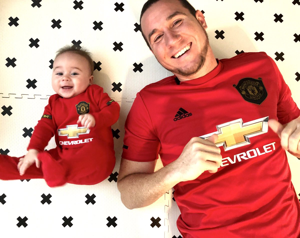 steph_williams5's tweet photo. #MyPLMorning Andy and Daddy ready for the last game of the season! Come on you reds! https://t.co/oOf3S6ZLAH