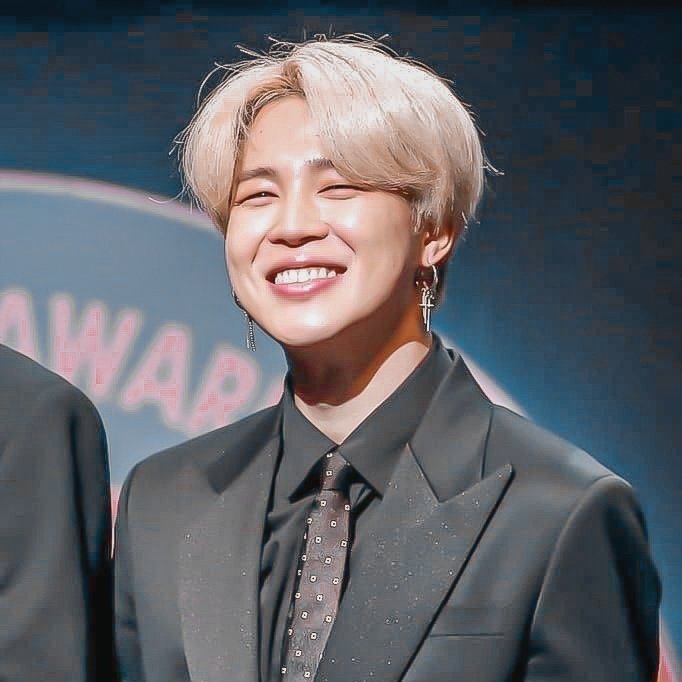 a thread of jiminie beautiful eye smile bcs we all miss him so much  #MTVHottest BTS  @BTS_twt