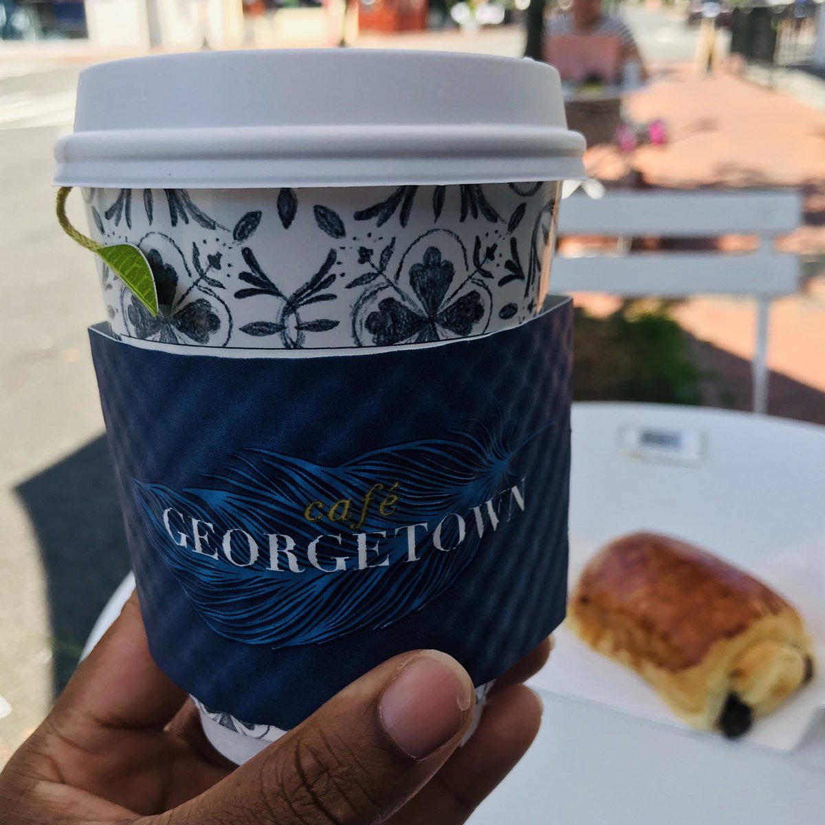 NataleeSnider's tweet photo. Breakfast at #CafeGeorgetown 😋
Sitting at their sidewalk cafe sipping Green Mango Tea & nibbling on a Chocolate Croissant. All I’m missing is a great book or the Sunday Post 🗞 .
#GeorgetownMainStreet
#Georgetown #DC
#SundayMornings https://t.co/8Y1lbBuPvr