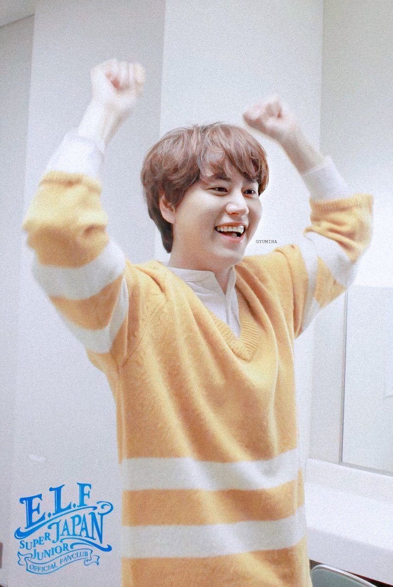 1998Micyou's tweet photo. 🧚🏻‍♂️Kyuhyun Dreaming🧚🏻‍♂️
🎶Kyuhyun Musical🎶
🤴Kyuhyun King of Masked Singer🤴
💙Kyuhyun Genie💙

#규현 #규현아_사랑해 #규현아_넌_나의_Dreaming https://t.co/SkzYc3KiBm