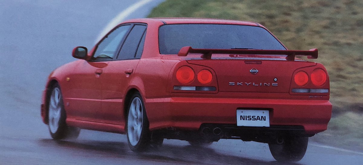 R34スカイライン、デビュー時の広報車。 【ER34-001209】 製造日98年4