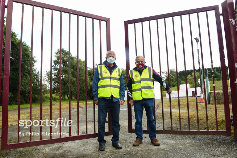 Halt, who goes there? 

John Joe McKearney, left, and Andy Wylie work at the gate ahead of the Monaghan SFC match between Ballybay Pearse Brothers and Clontibret O'Neills at Ballybay Pearse Brothers GAA Club.

📸 <a href="/fitzpatrickpics/">Philip Fitzpatrick</a> 

🔗 sportsfile.com/more-images/20…
