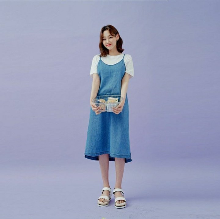 doIItte's tweet photo. [PIC] 26.07.20 - Mina para a marca de roupas BANG BANG. 

cr: bangbangkr

#구구단 #gugudan #미나 #mina https://t.co/tcX9dyUfIc