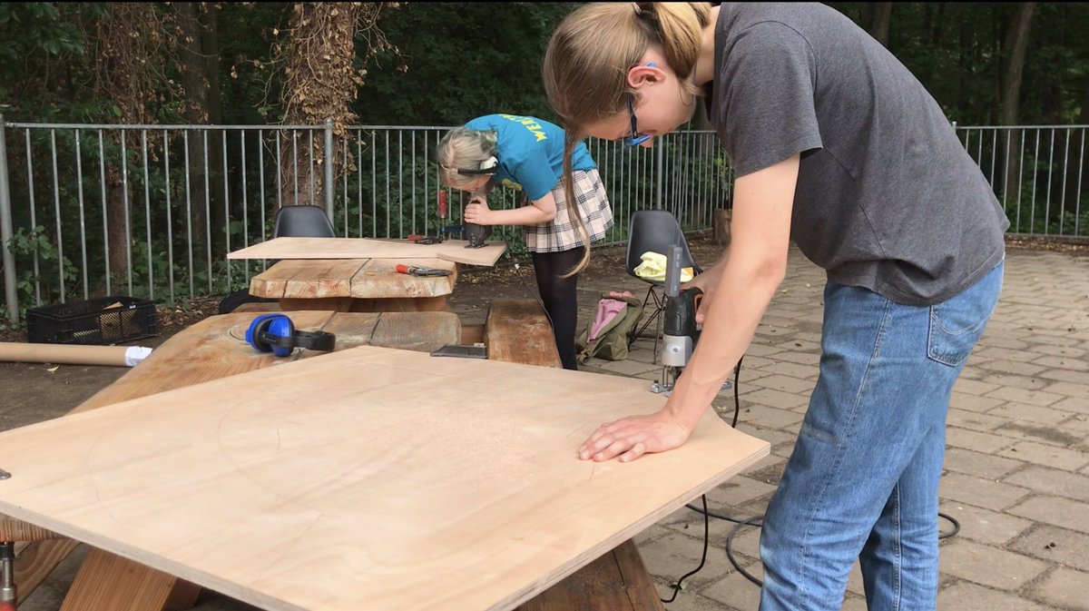 maak_lab's tweet photo. ...De Uil van de Boomhut is de kroon op ons werk voor @obsdeboomhut1 Onze  @mdt_nl -jeugd hebben hier geweldige inzet getoond. Met dank aan:
Ferdi Bouwman: https://t.co/ZJJBhKM599
Thijs Scharenberg: https://t.co/gT0p0g3DXU
...voor hun expertise en gedeelde kennis! https://t.co/524a2scCQk