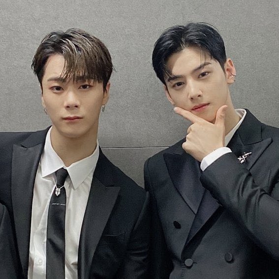 Our  #Binwoo heart is full. Aroha is full of love because of you. We also enjoyed  #RockSan/  #SanHyuk and  #MJ's cool look and his chaotic happiness with  #JINJIN. Oh They are ALL the best.July 25, 2020 #Binwoo  #CHAEUNWOO  #MOONBIN  #ASTRO  @offclASTRO  @fantagiomusic_  @ASTRO_Staff