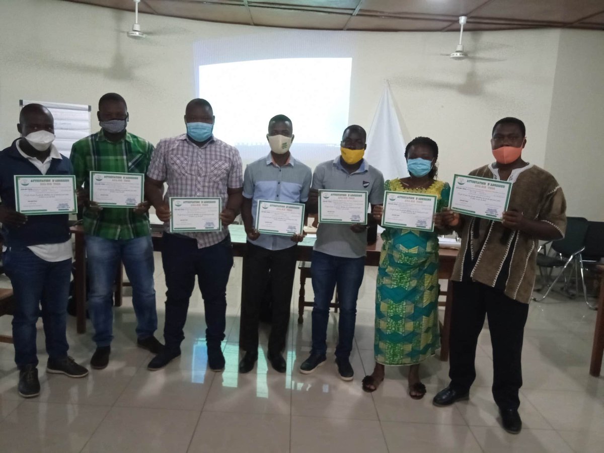 bio_togo's tweet photo. Participation des acteurs de l'Agriculture Biologique  et Agro Ecologie des regions Plateaux, Centrale, Kara  et Savane sur l'atelier d'harmonisation des outils du SCI et SPG en agriculture biologique.#anabio #om4d #IFOAM #MAPAH https://t.co/wkKNgrs2SY