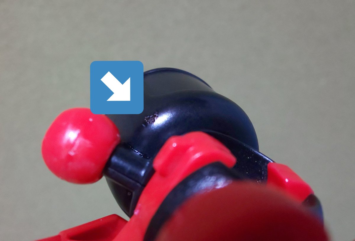 ブラック V Twitter 完成 名付けて ニューラボン です こうして見ると 海外のボンバーマンみたい 中に人が入ってるようなアレ パワーウイングによる強発射 クイックローディングによる連射 パワー 攻撃 と連射 素早さ を両立させた ニューラらしいビーダマン