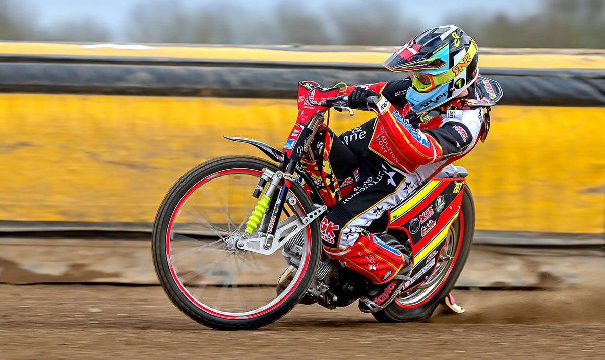 PboroPanthers's tweet photo. 🎁 HAPPY BIRTHDAY MICHAEL 🎁

Have a great day, @MPTRacing267👊🏻

📸 @jeffdavies170 https://t.co/pwGShXf2BA