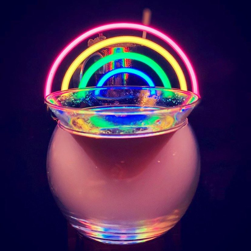 Washhousemcr's tweet photo. 🌈be happy, be bright🌈 #washwithus Machines available from midday 🛁
#motivation #weekend #vibes #sunday #dazwashingpowder #washhouse #cocktails #mcr #manchester #funday #visit #hiddenbars #secretabar #somewherestreet https://t.co/j5ThzMSIqC